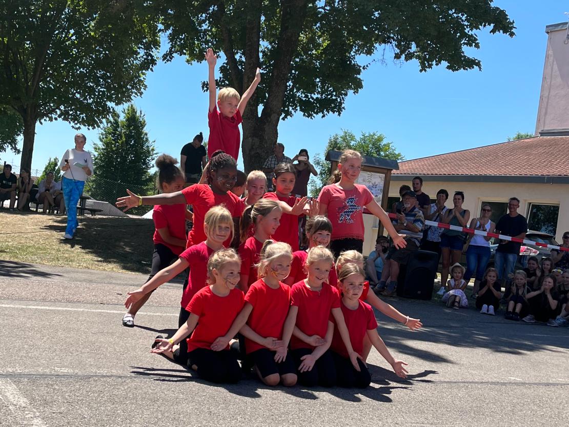 TSC New Dancia Holzheim 2002 e. V. (18583)