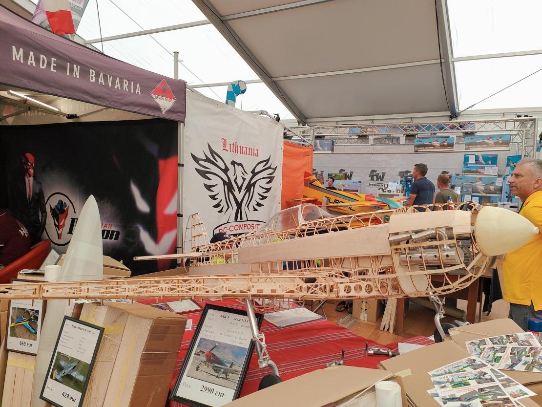 Jets & Props Genderkingen