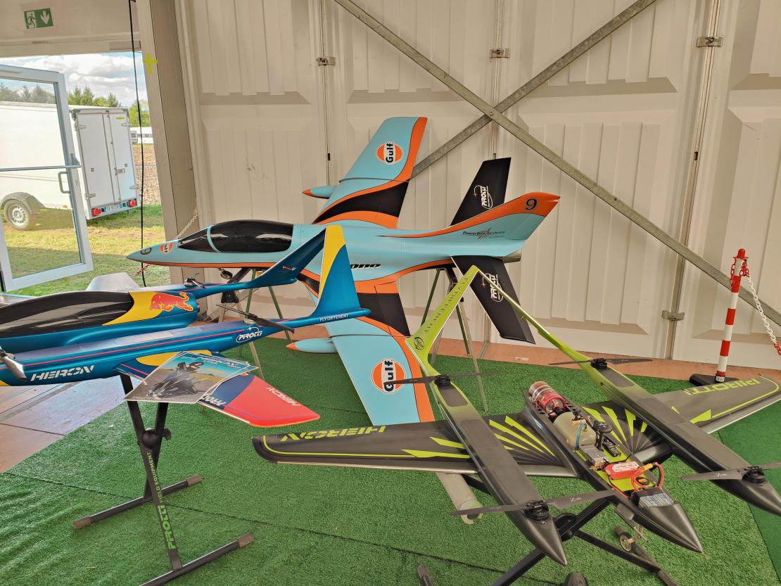 Jets & Props Genderkingen