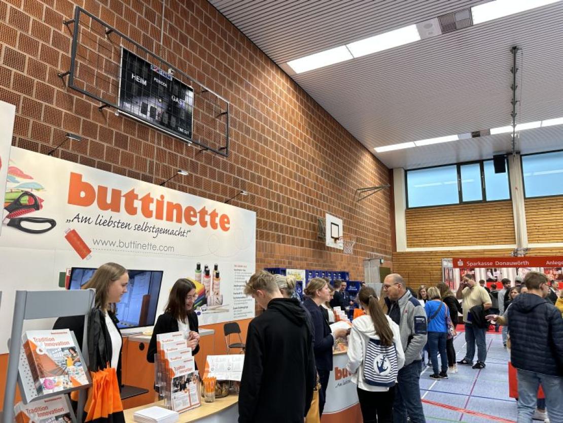 DAs Bild zeigt den Berufswegekompass Harburg 2022