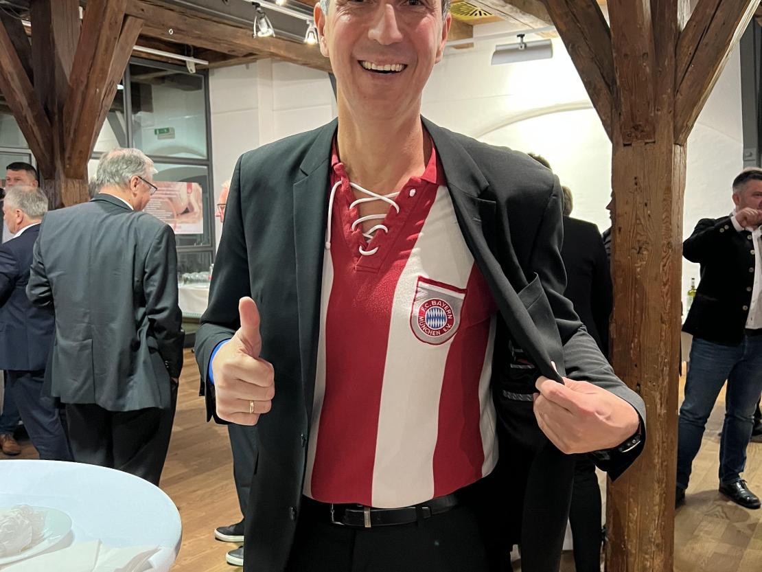 Gerd Müller Statue Enthüllung