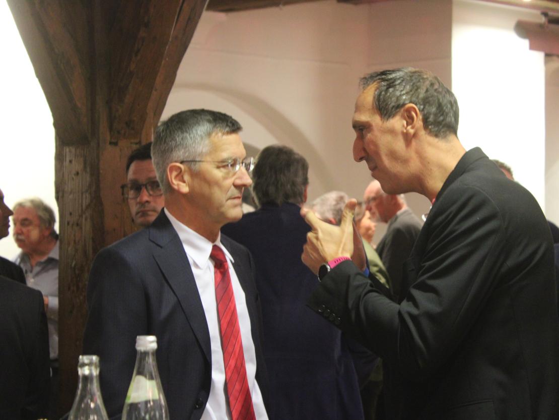 Gerd-Müller-Statue Enthüllung