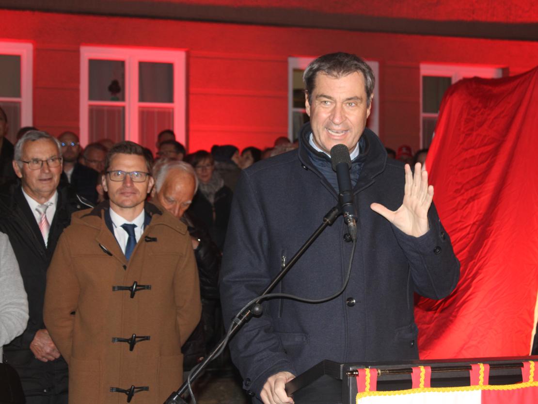 Gerd-Müller-Statue Enthüllung