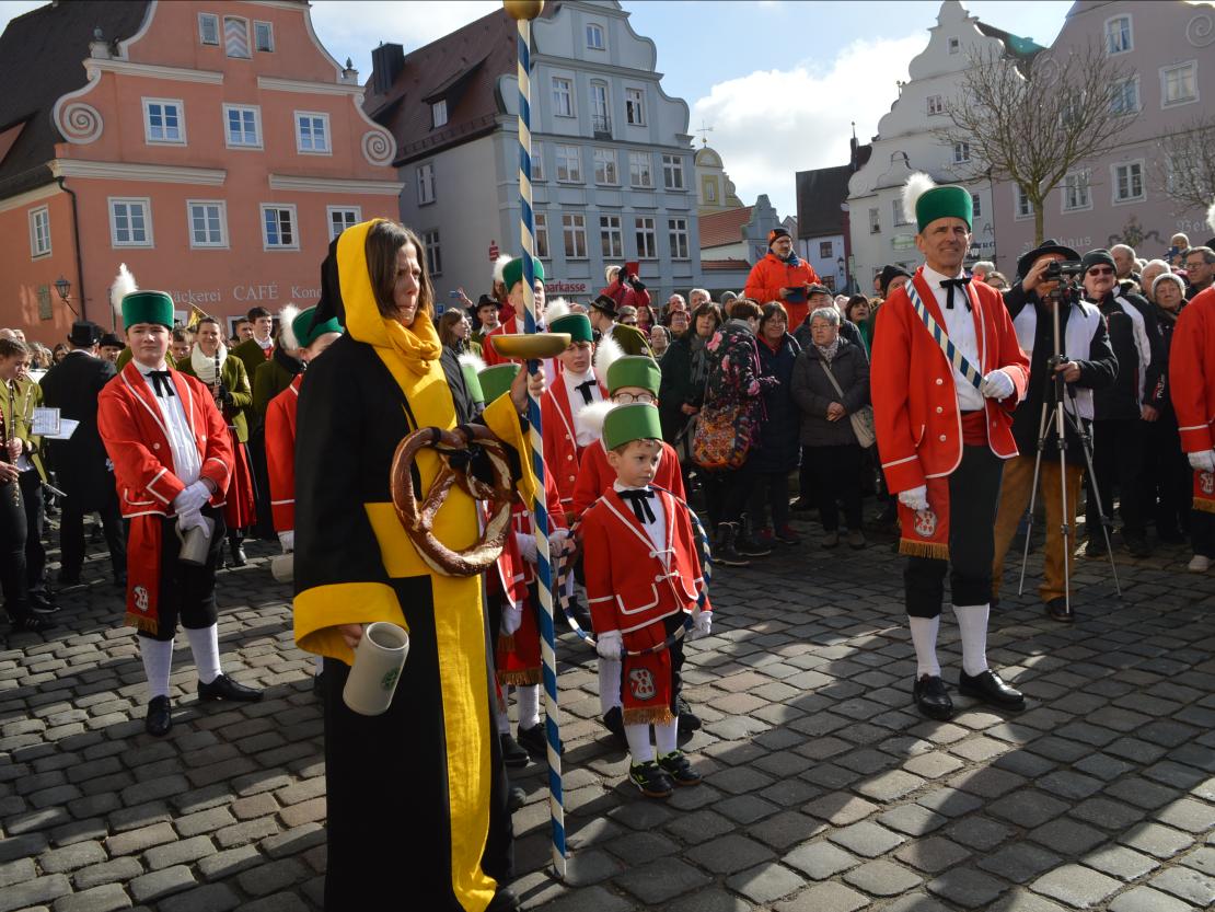 Schäfflertanz Wemding 2023.