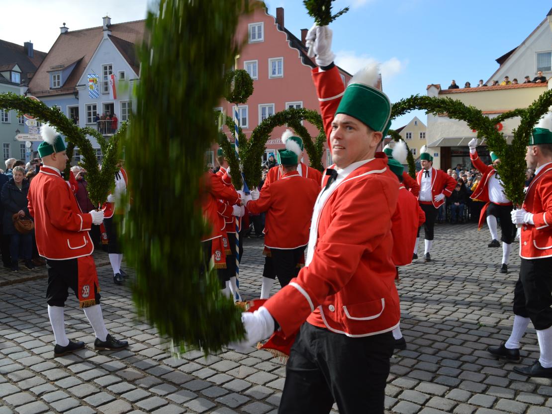 Schäfflertanz Wemding 2023.