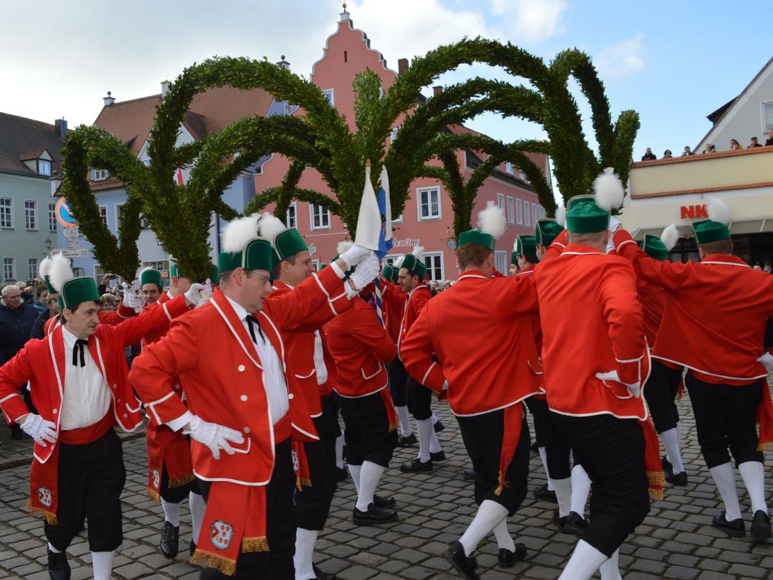 Schäfflertanz Wemding 2023.