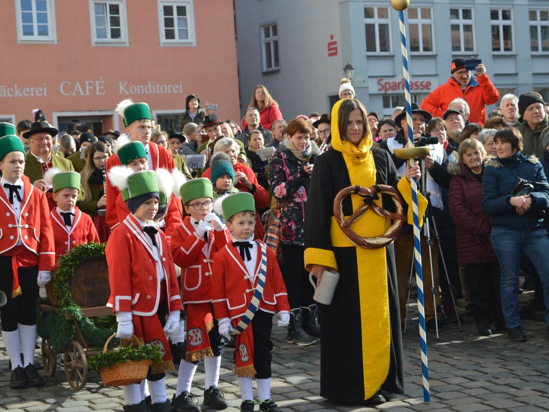 Schäfflertanz Wemding 2023.