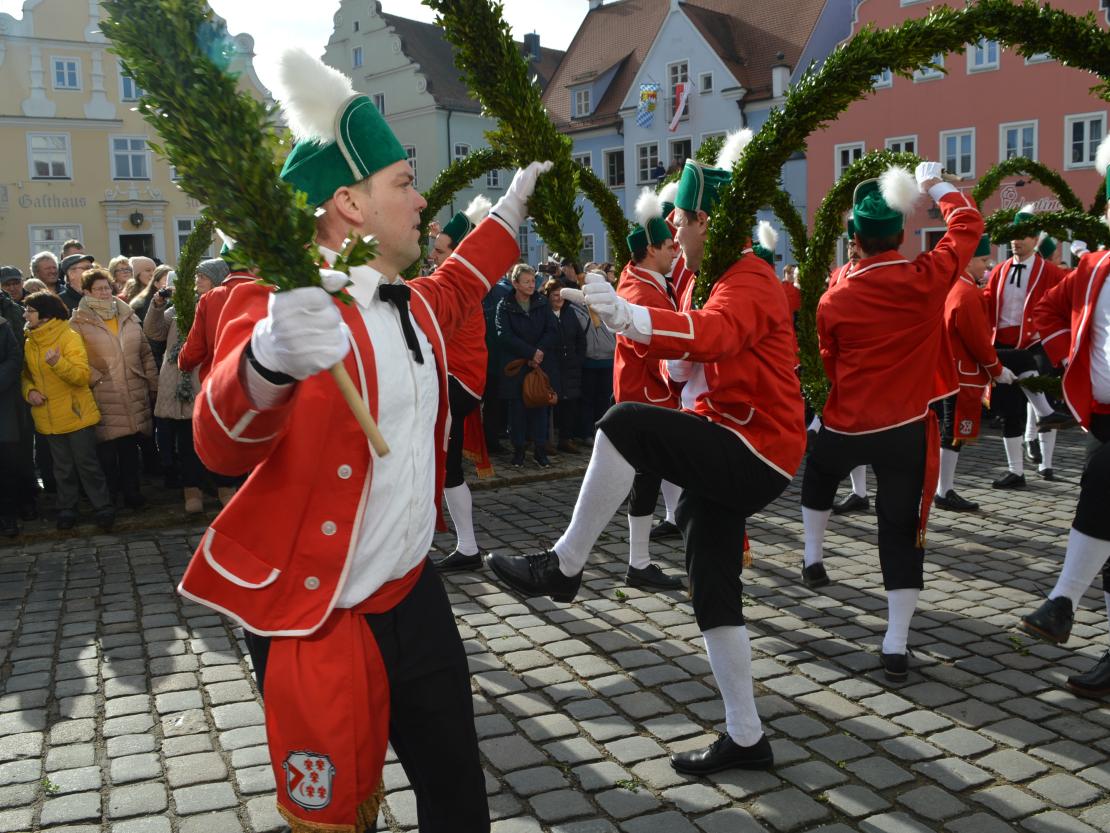 Schäfflertanz Wemding 2023.