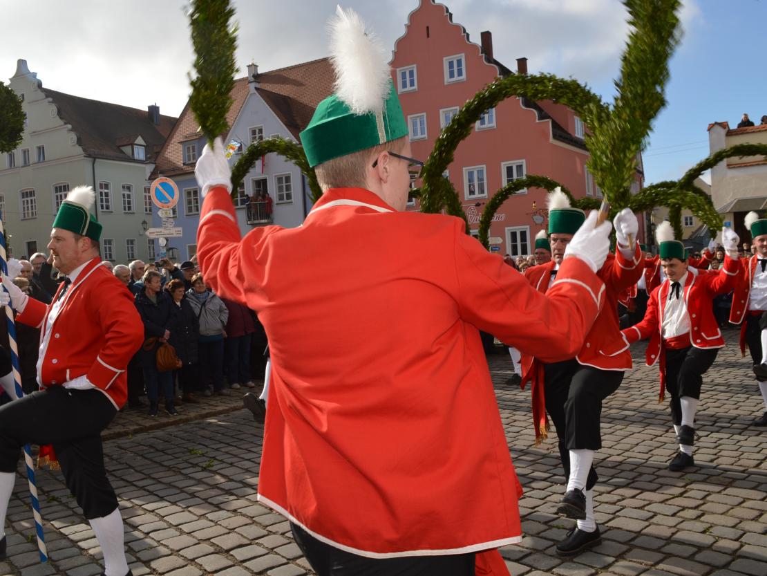 Schäfflertanz Wemding 2023.