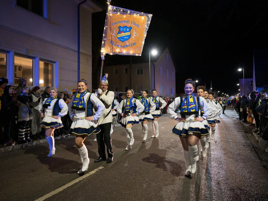 Das Bild zeigt den Bäumenheimer Nachtumzug 2023.