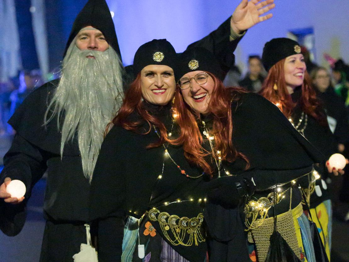 Das Bild zeigt den Bäumenheimer Nachtumzug 2023.