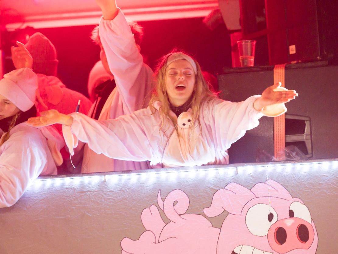 Das Bild zeigt den Bäumenheimer Nachtumzug 2023.