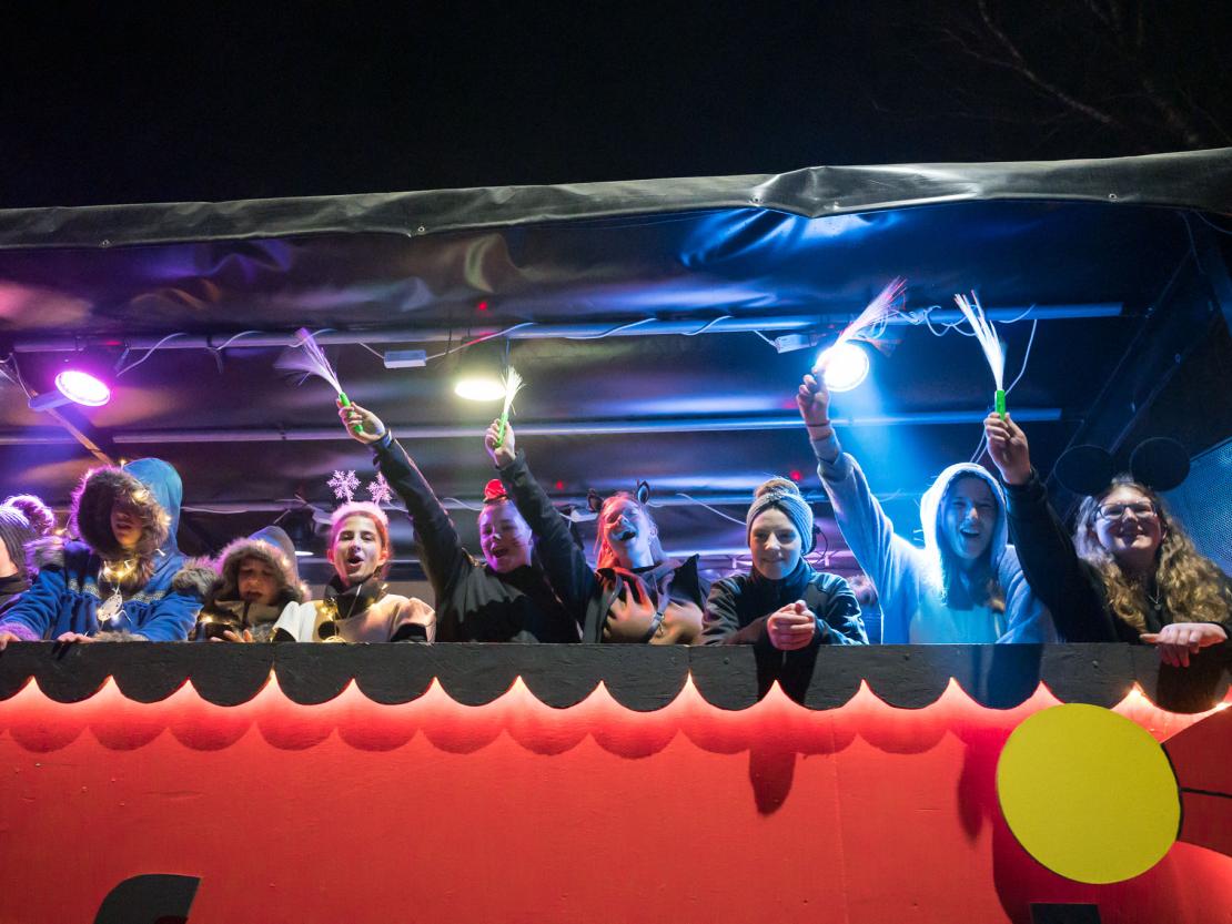 Das Bild zeigt den Bäumenheimer Nachtumzug 2023.