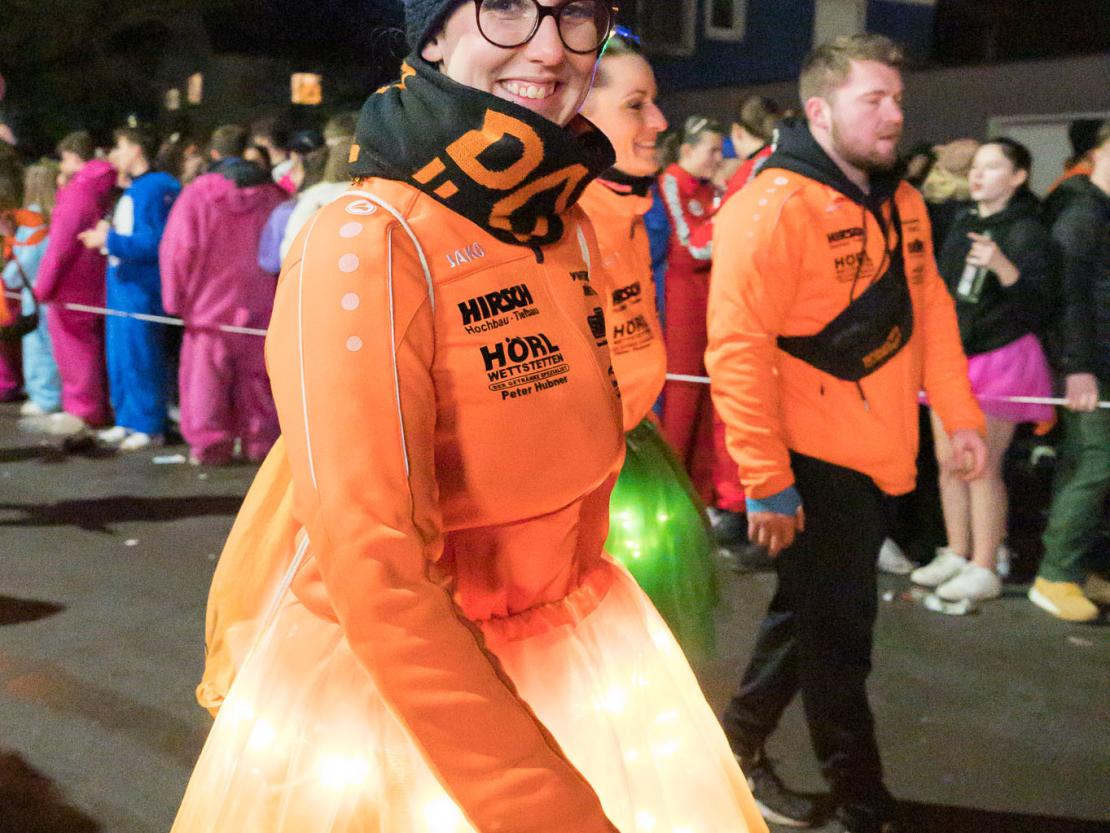 Das Bild zeigt den Bäumenheimer Nachtumzug 2023.