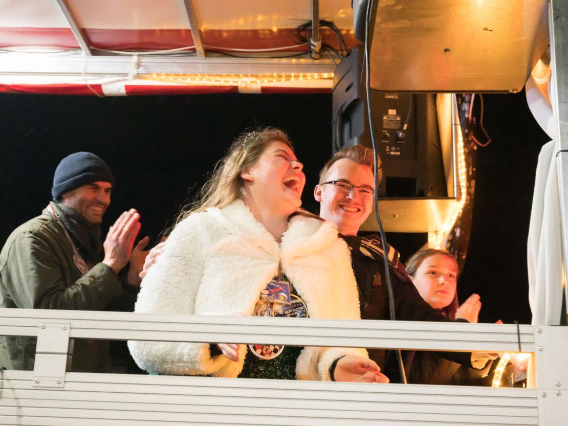 Das Bild zeigt den Bäumenheimer Nachtumzug 2023.