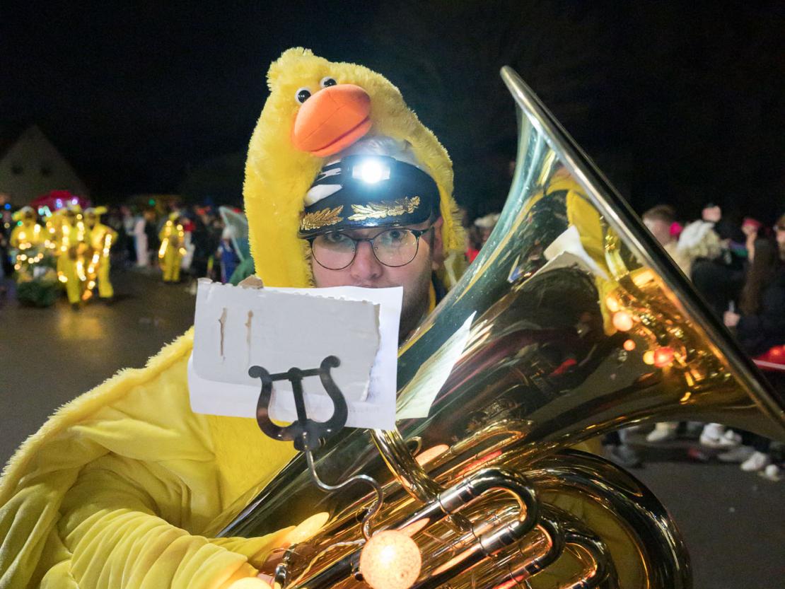 Das Bild zeigt den Bäumenheimer Nachtumzug 2023.