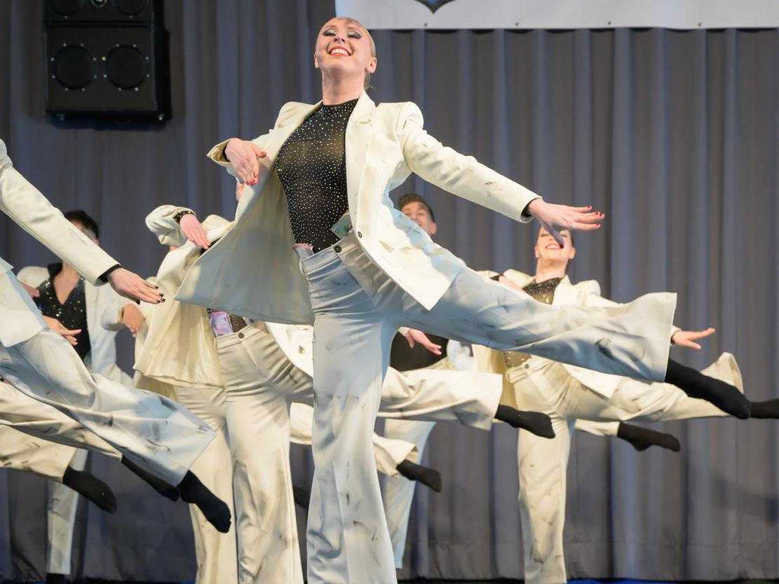 Die Tanzgruppen beim Ranglistenturnier für Showtanz in Asbach-Bäumenheim.