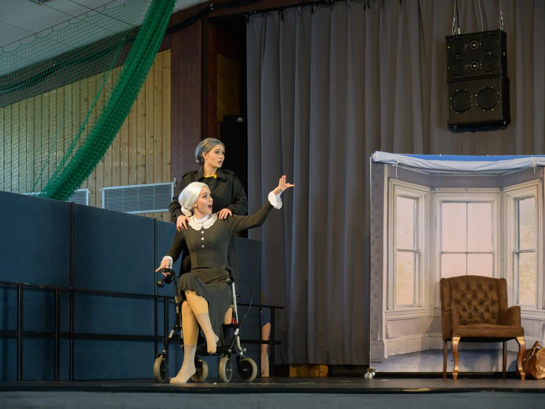 Die Tanzgruppen beim Ranglistenturnier für Showtanz in Asbach-Bäumenheim.