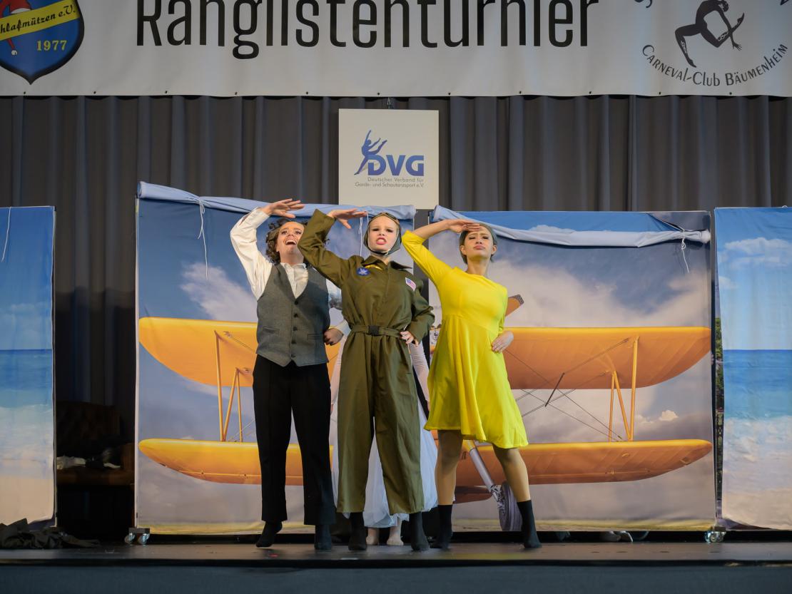 Die Tanzgruppen beim Ranglistenturnier für Showtanz in Asbach-Bäumenheim.