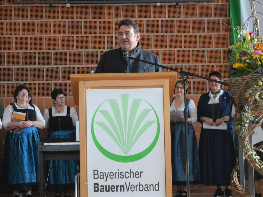 Das Bild zeigt Eindrücke vom Donau-Rieser Landfrauentag 2023