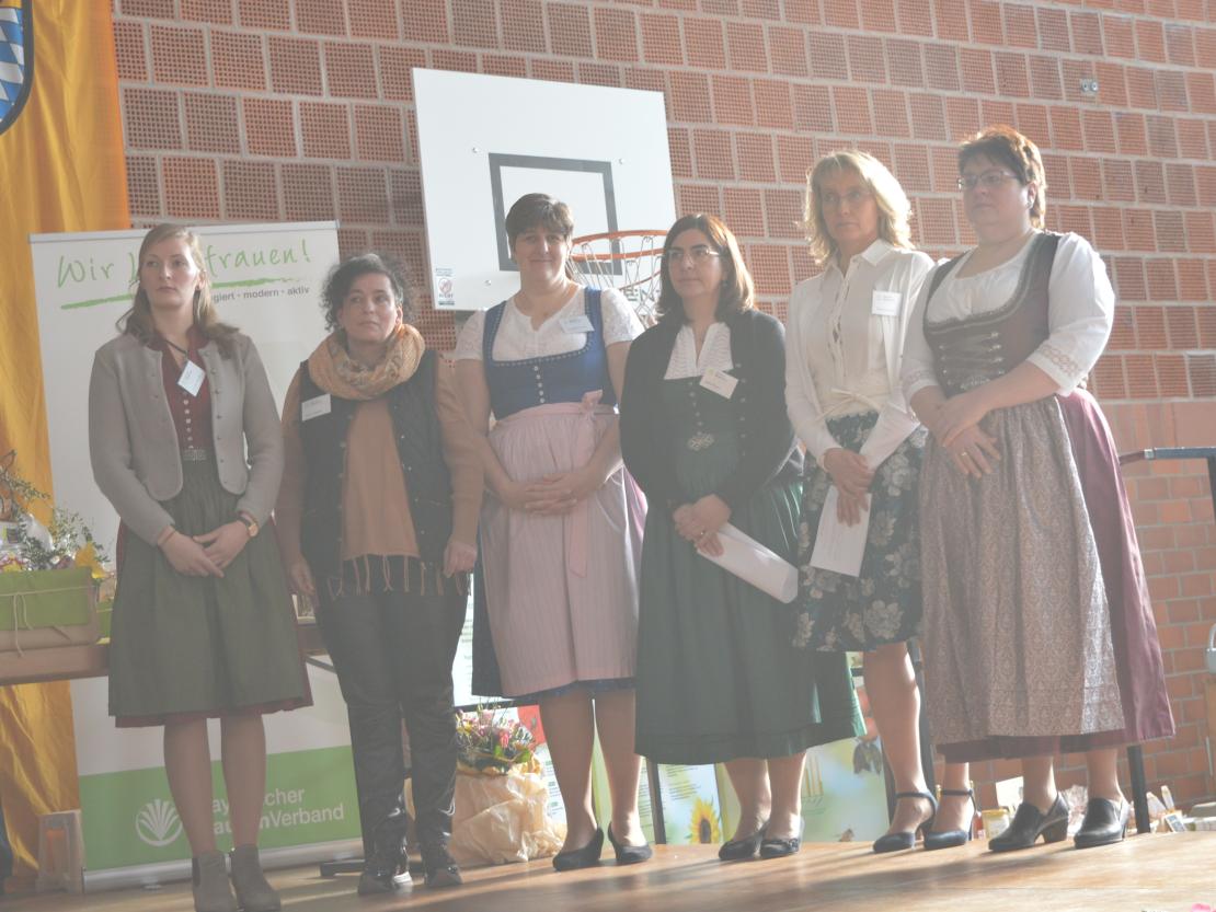 Das Bild zeigt Eindrücke vom Donau-Rieser Landfrauentag 2023