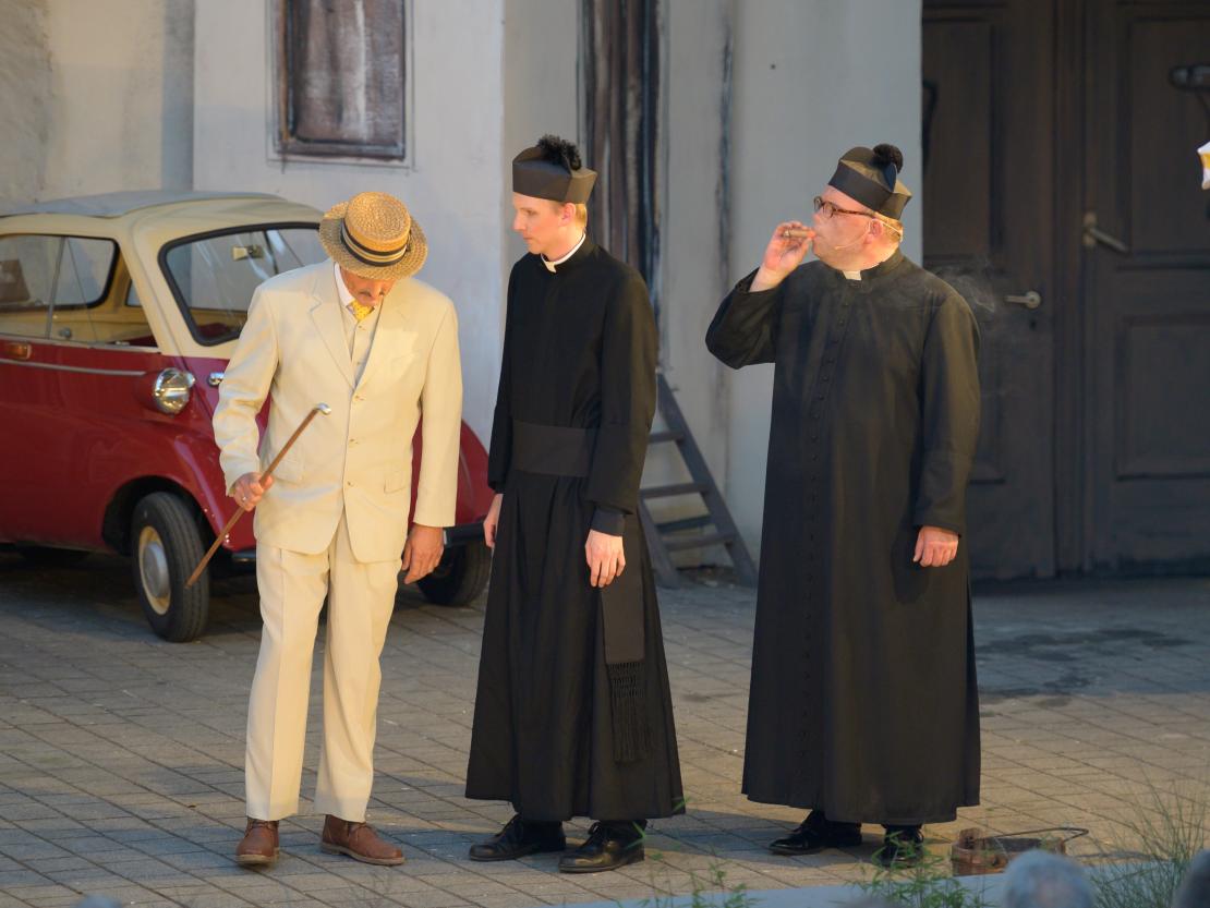 Don Camillo & Peppone & die jungen Leute - Freilichtbühne Nördlingen 2023