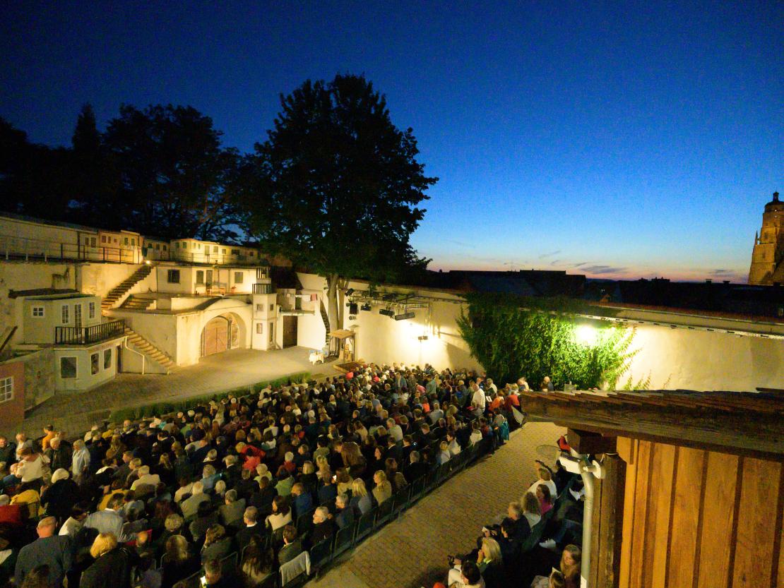 Don Camillo & Peppone & die jungen Leute - Freilichtbühne Nördlingen 2023