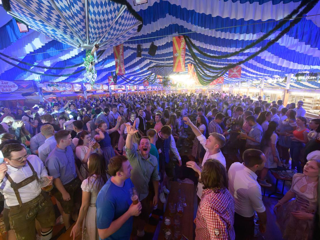 Das Bild zeigt die Nördlinger Mess 2023.