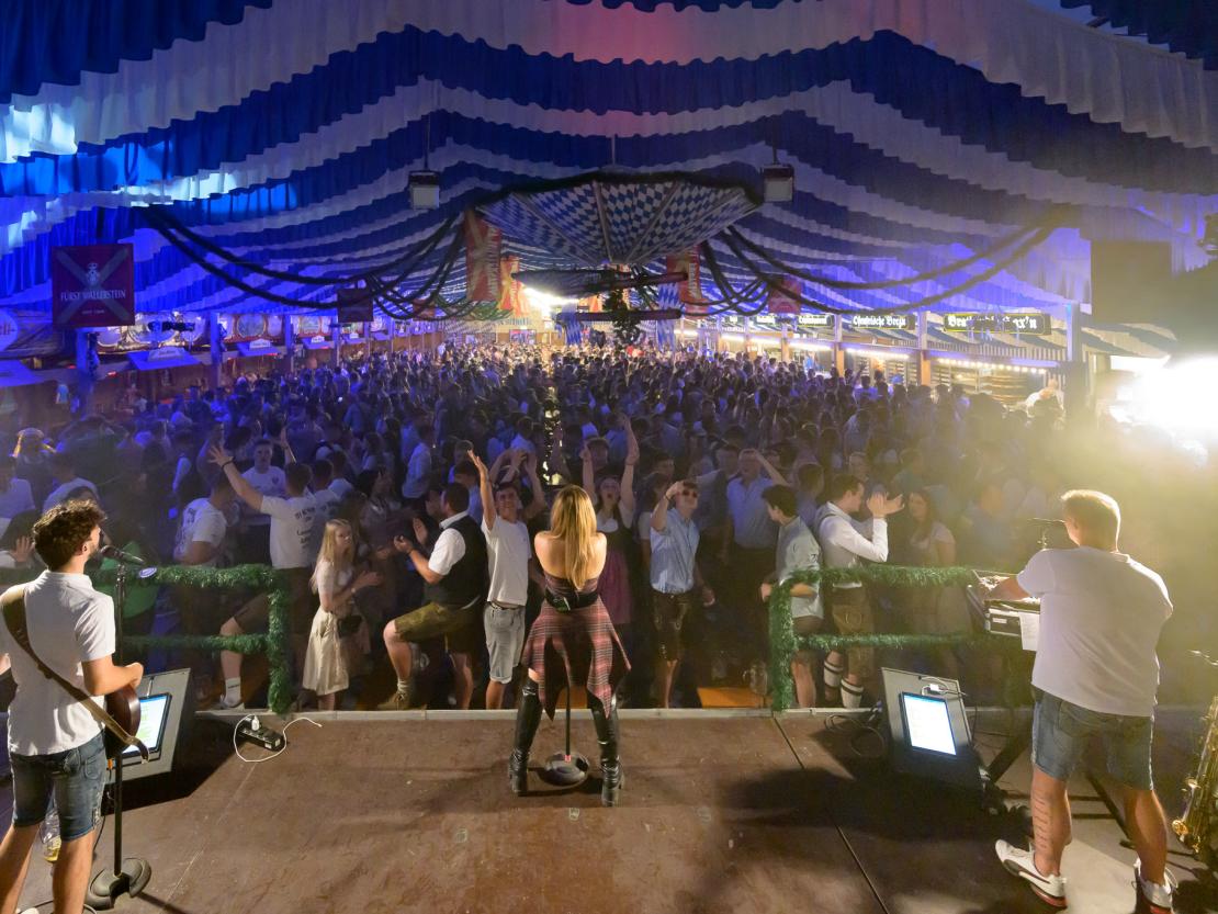 Das Bild zeigt die Nördlinger Mess 2023.