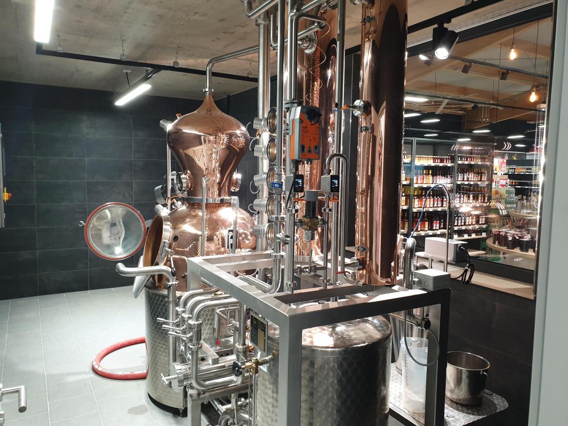 DAs Bild zeigt die Eröffnung der Binninger Getränkewelt 2023