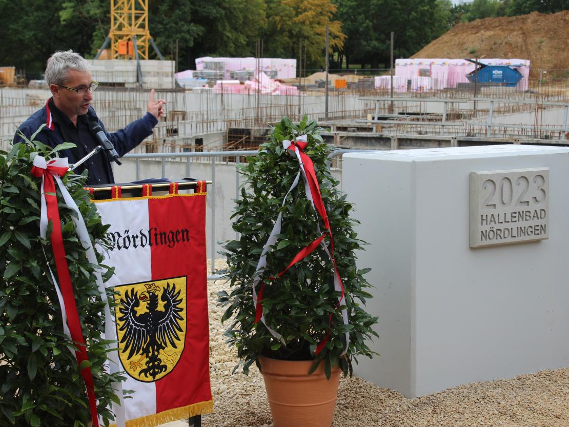 Grundsteinlegung Hallenbad 