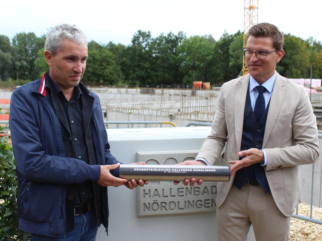 Grundsteinlegung Hallenbad 