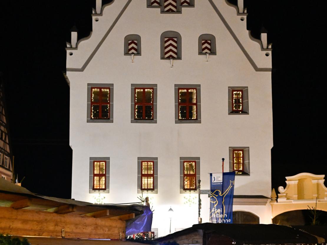 Das Bild zeigt den Wemdinger Weihnachtsmarkt.