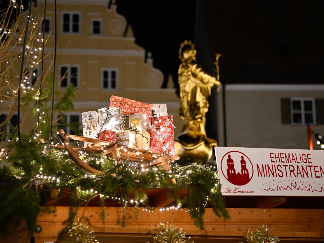 Das Bild zeigt den Wemdinger Weihnachtsmarkt.