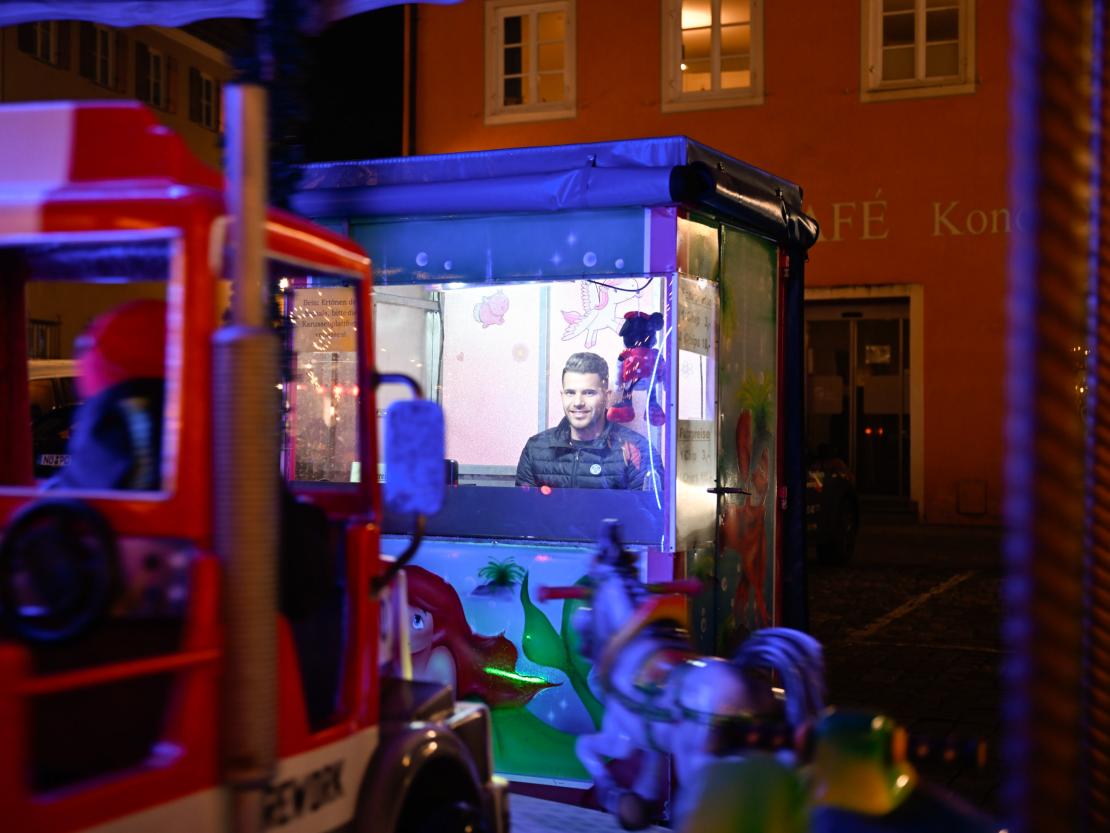 Das Bild zeigt den Wemdinger Weihnachtsmarkt.