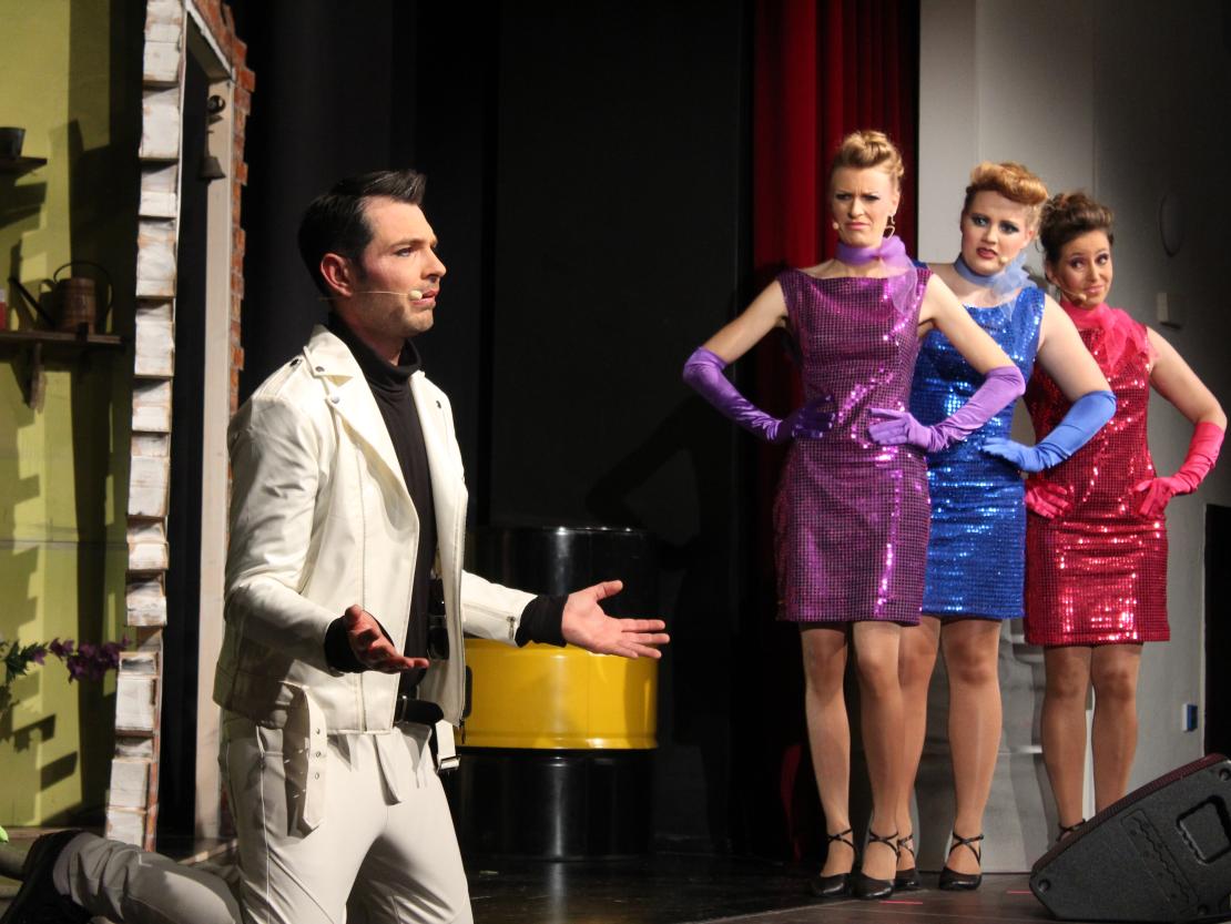 Dramatisches Ensemble "Der kleine Horrorladen"