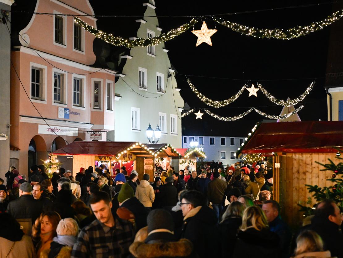 Romantischer Weihnachtsmarkt 2023 in Donauwörth