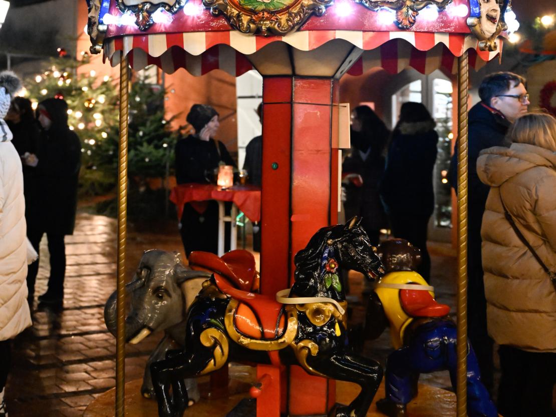 Romantischer Weihnachtsmarkt 2023 in Donauwörth.