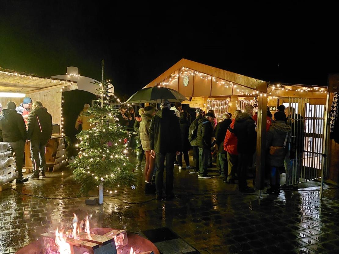 Romantischer Weihnachtsmarkt 2023 in Donauwörth.
