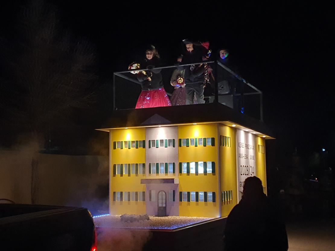 Narrenmesse, Narrenbaum stellen und Faschingsparty in Amerdingen 2024