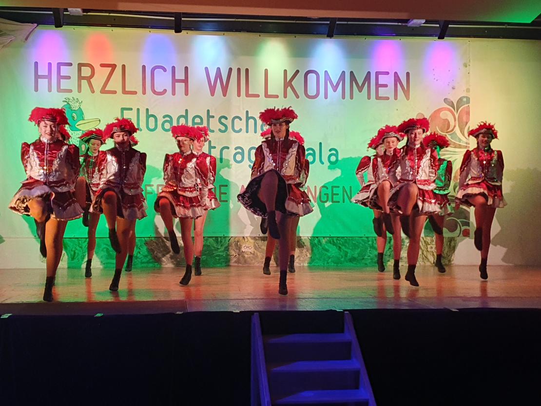 Narrenmesse, Narrenbaum stellen und Faschingsparty in Amerdingen 2024