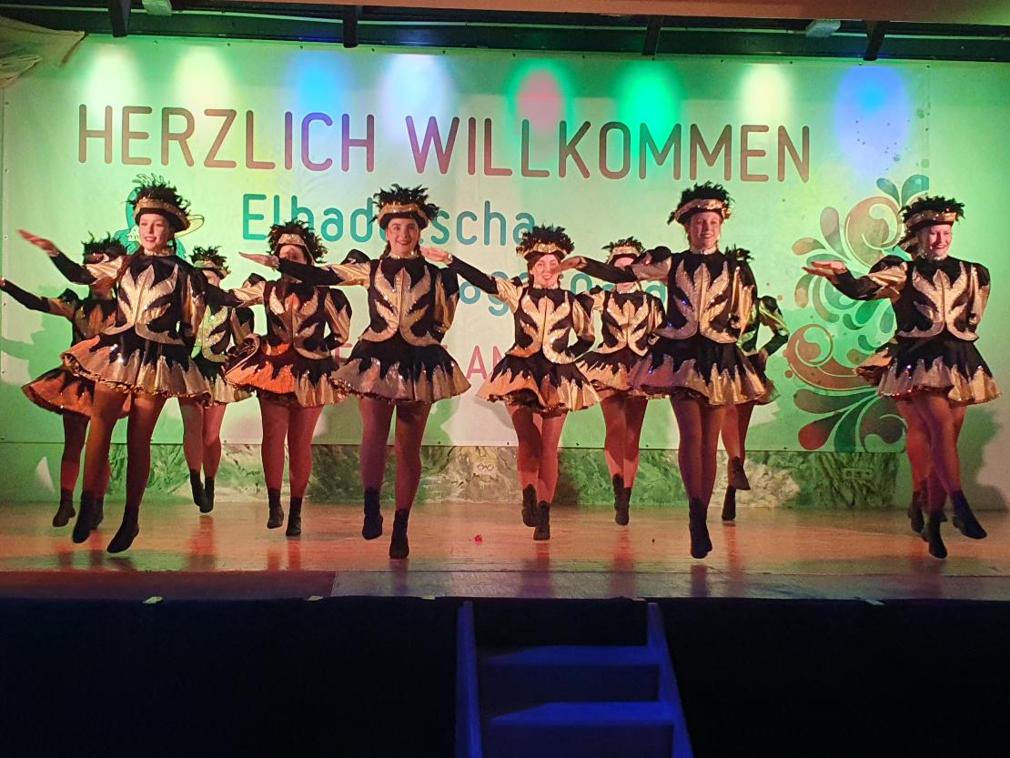 Narrenmesse, Narrenbaum stellen und Faschingsparty in Amerdingen 2024