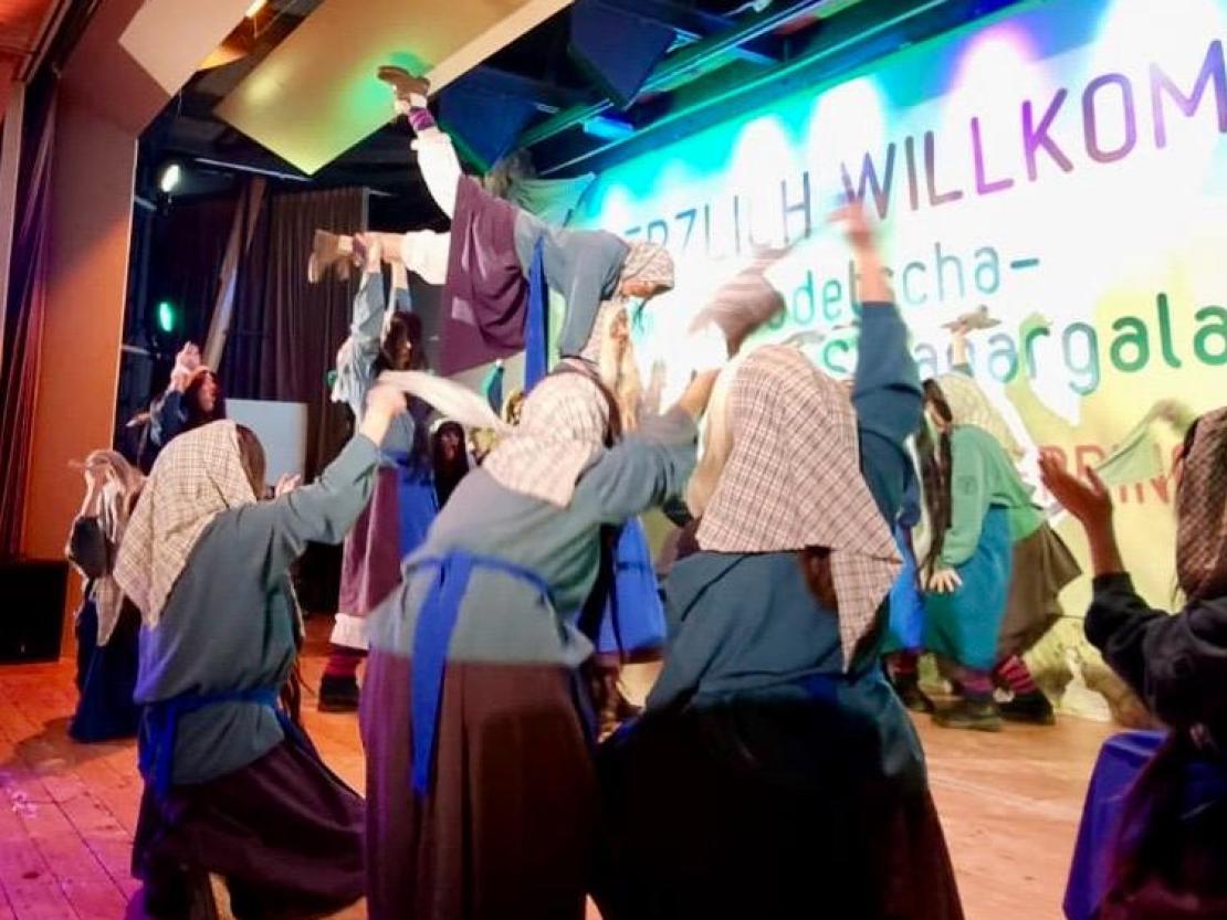 Narrenmesse, Narrenbaum stellen und Faschingsparty in Amerdingen 2024