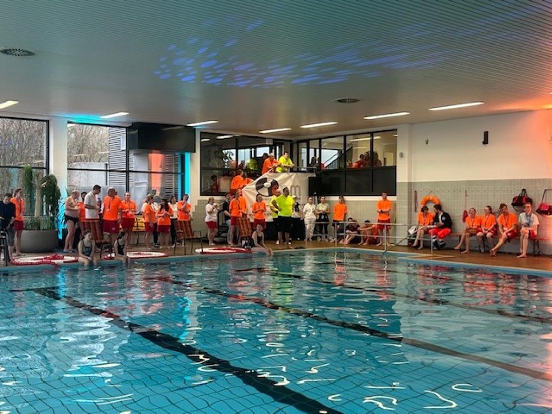 24 Stunden Schwimmen