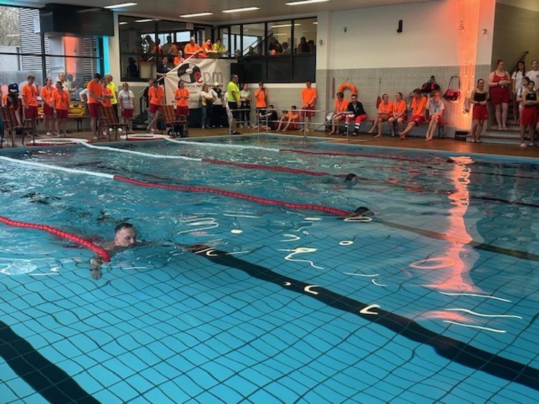 24 Stunden Schwimmen