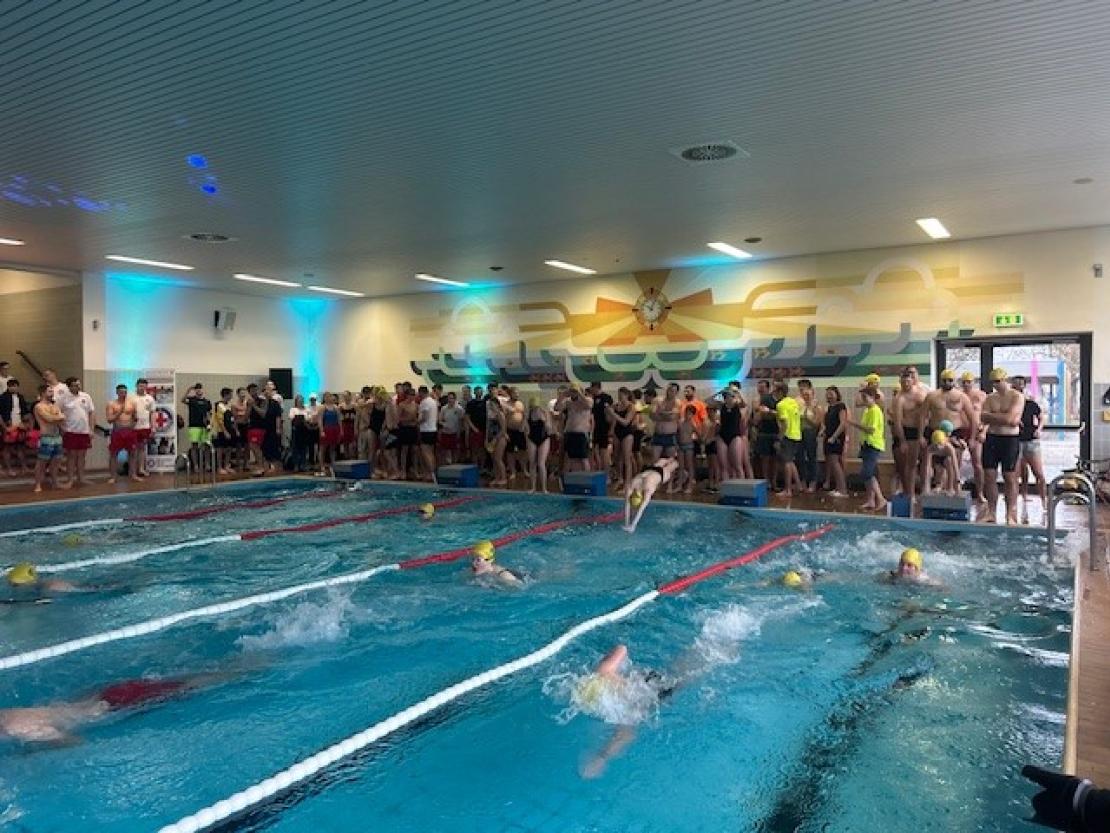 24 Stunden Schwimmen