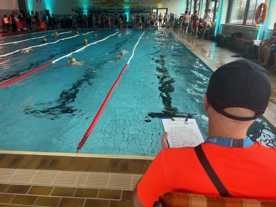 24 Stunden Schwimmen