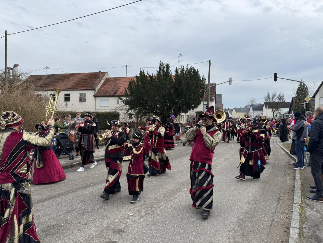 Gaudiwurm Genderkingen 2024