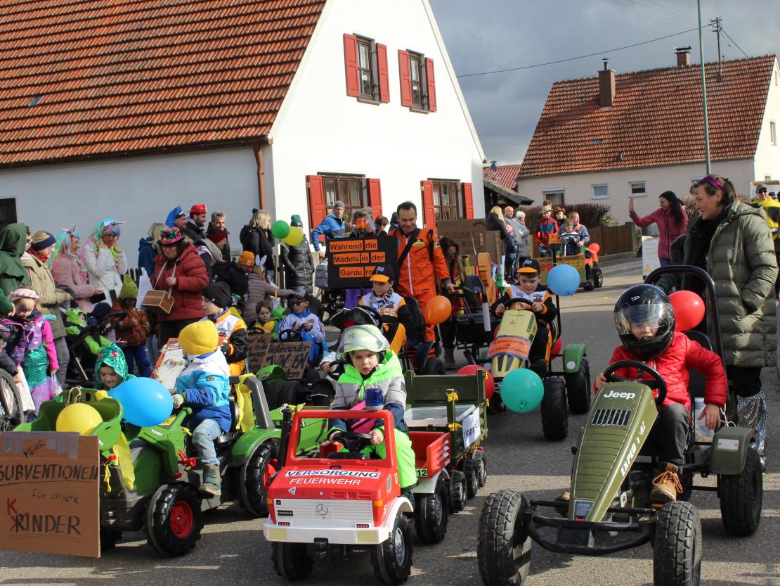 Faschingsumzug Hafenreut 2024
