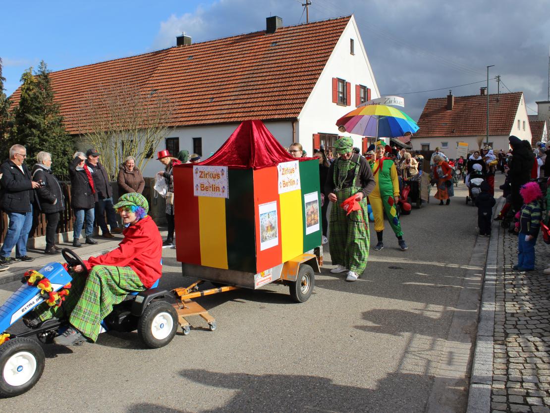 Faschingsumzug Hafenreut 2024
